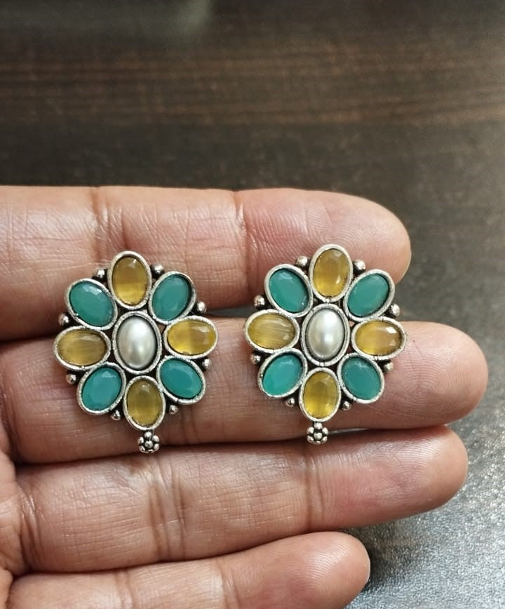 Multicolored Oxidised Stud