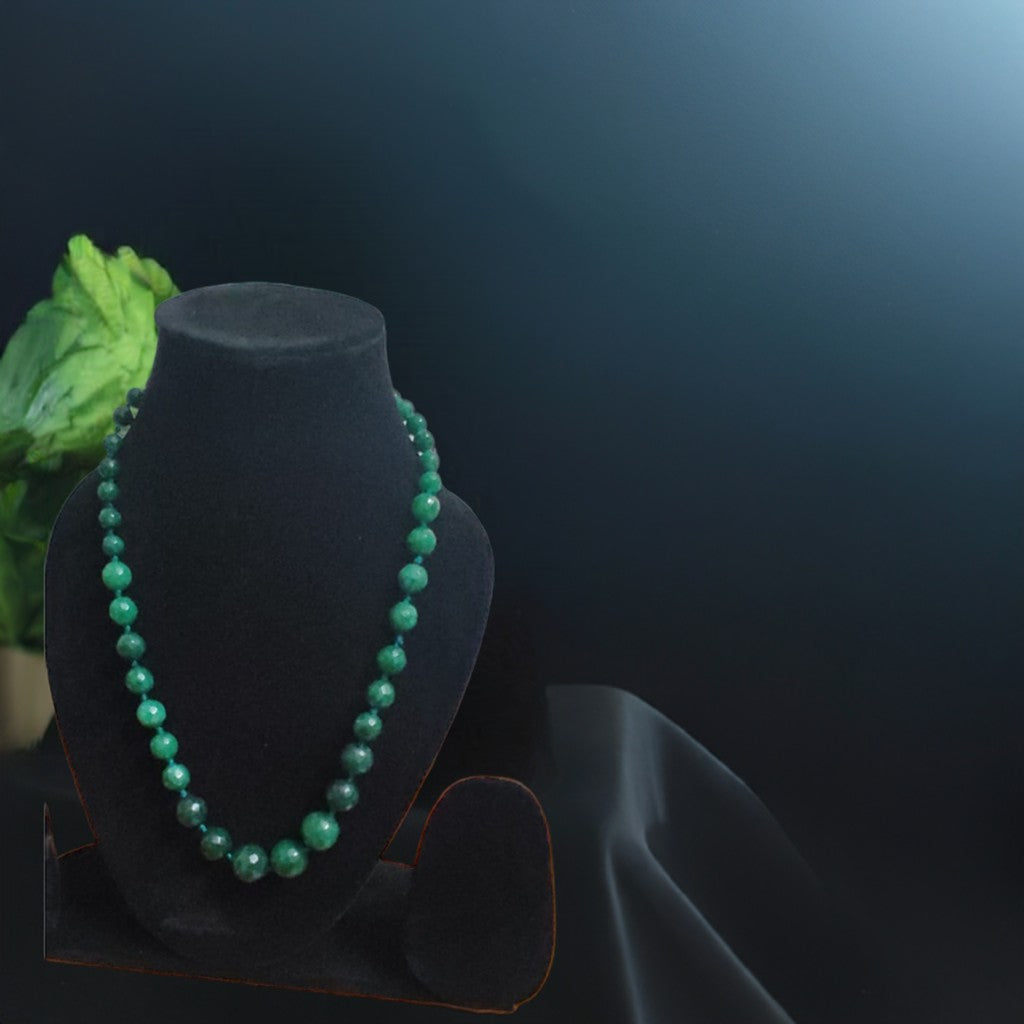 EMERALD GREEN NECKLACE
