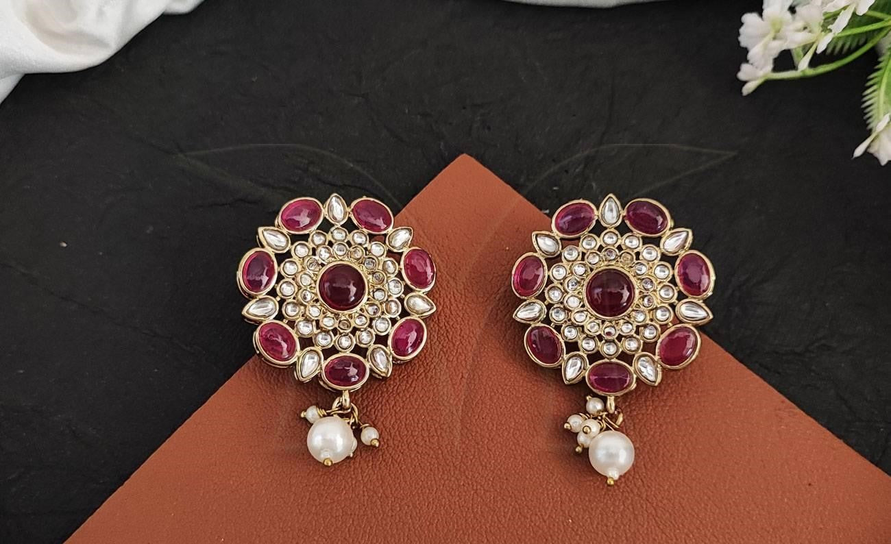 Shop affordable jewellery online in India from antique kundan designs to gold-plated oxidised earrings for women. Free shipping over ₹999 at Instar Jewellery.