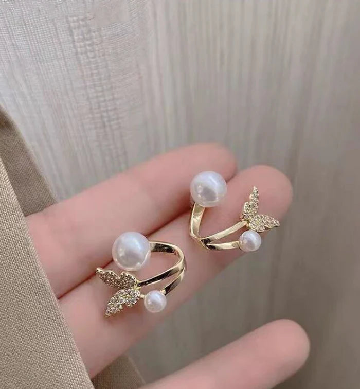 Butterfly Pearl Stud Earring