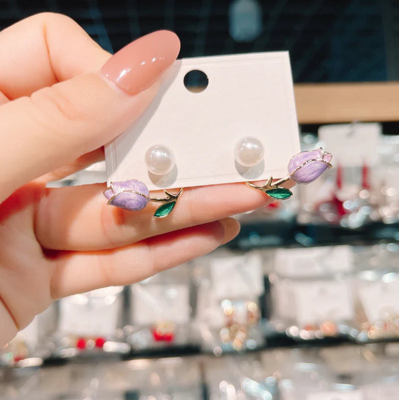 Tulip Flower Stud