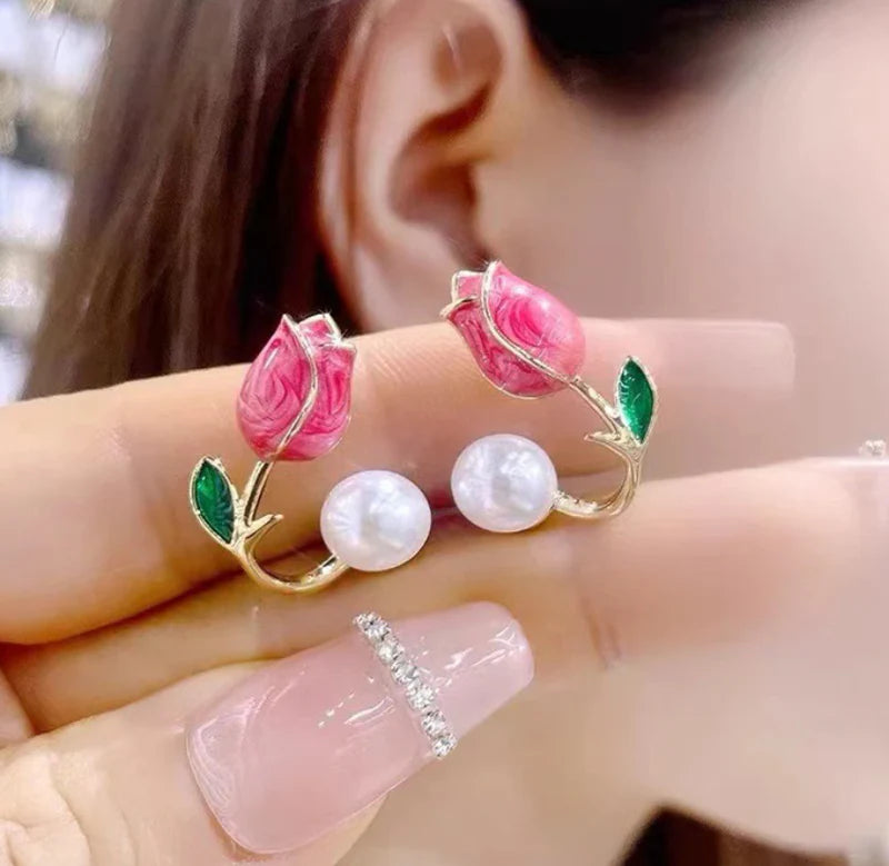 Tulip Flower Stud