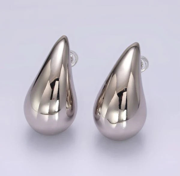 Tear Drop/Water Drop Stud Earrings