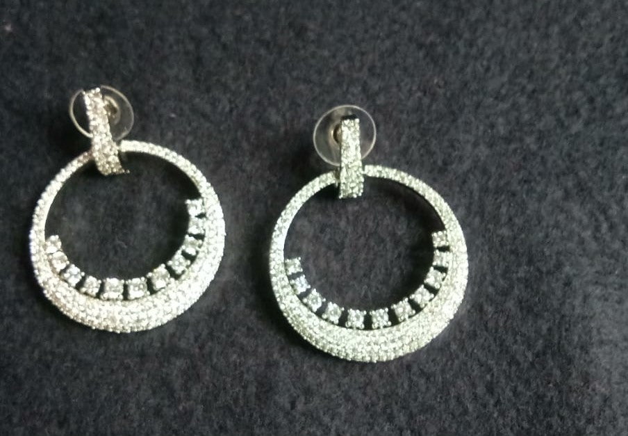 Gorgeous AD Earring