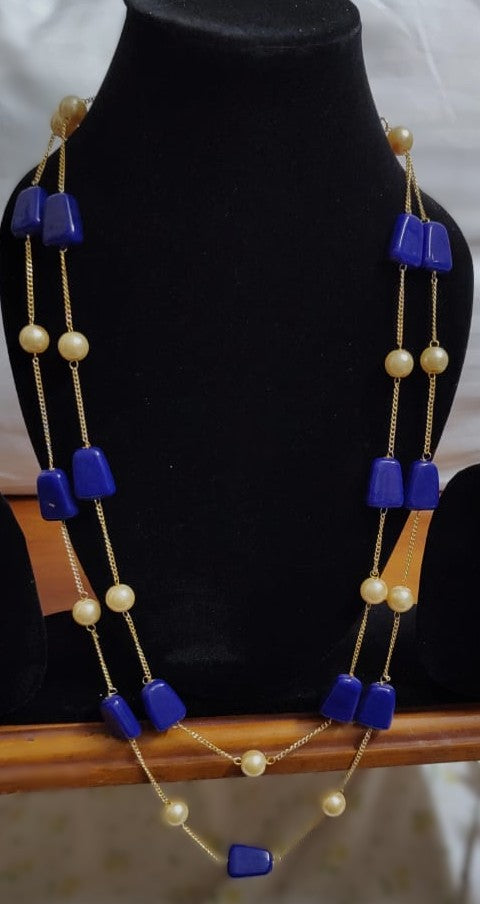 BLUE DOUBBLE LAYERED NECKLACE