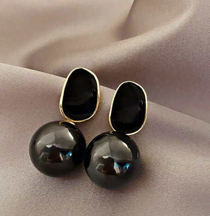 Pearl Drop Earring