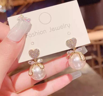 HEART BOW PEARL DROP EARRING