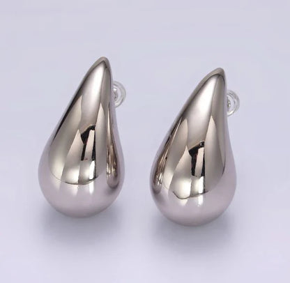 Tear Drop/Water Drop Stud Earrings