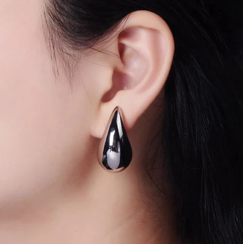 Tear Drop/Water Drop Stud Earrings