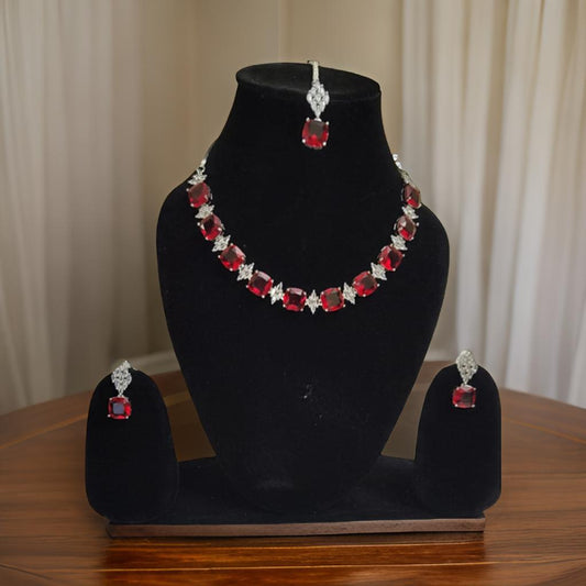 SHIMMERING GRANCE NECKLACE