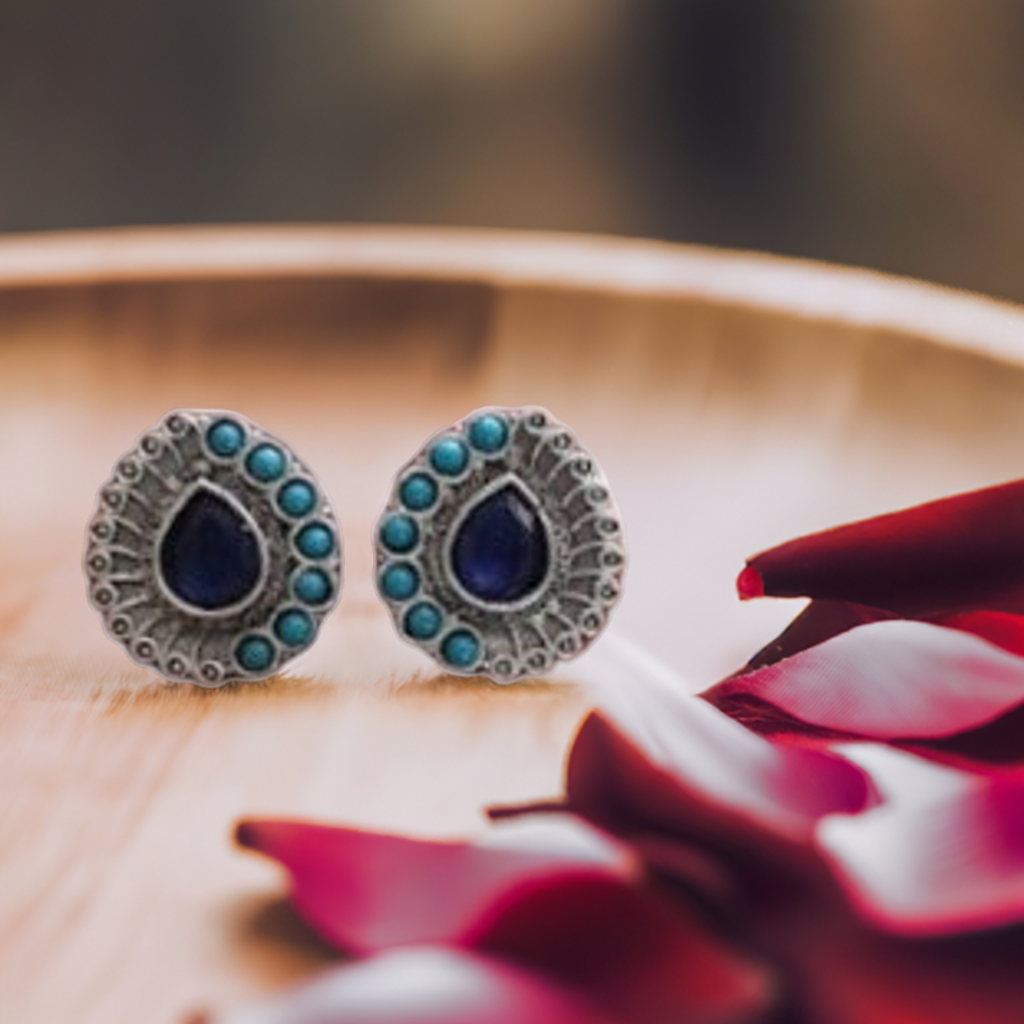 Silver Tone Oxidised Earring